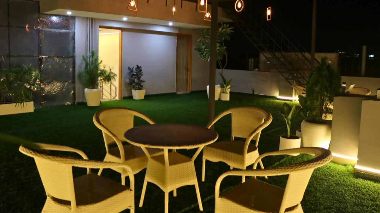 Fuji Ryokan Corporate Stays Gurgaon Zewnętrze zdjęcie